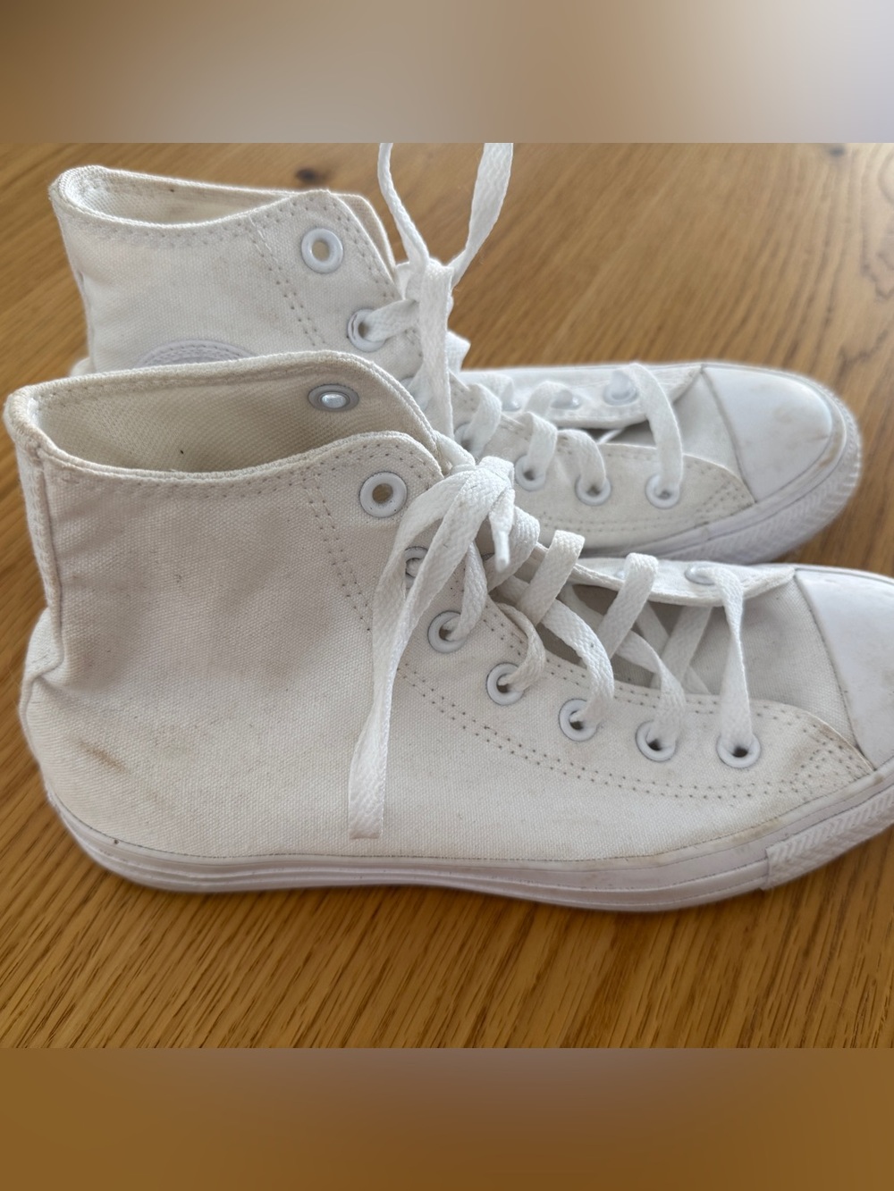 White Converse Hightops